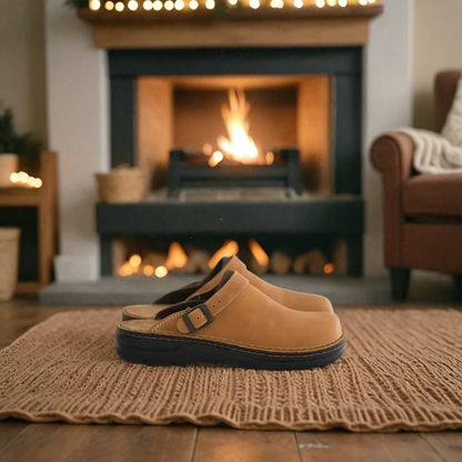 Brivon | Unisex Suède Clogs met Verstelbare Gesp