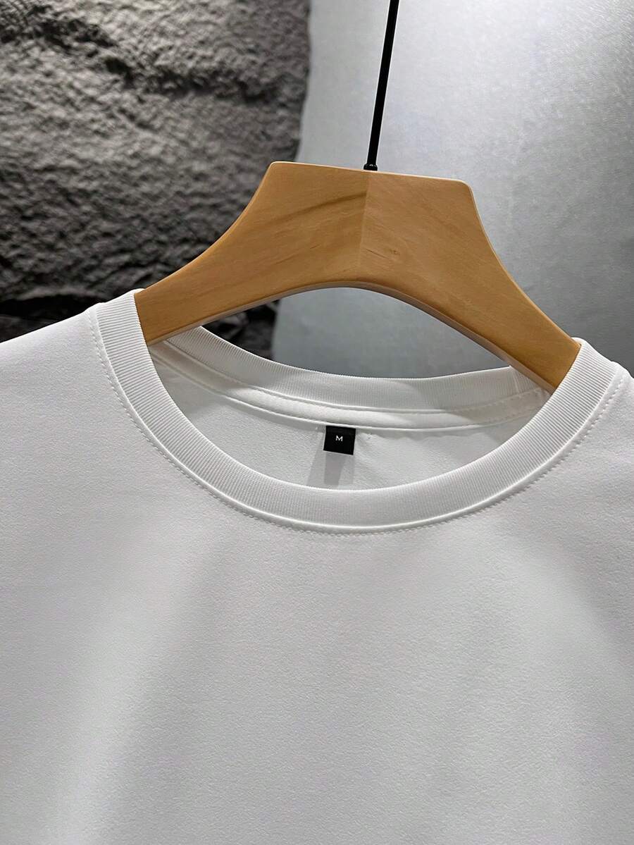 Wit heren T-shirt met print – losvallend en perfect voor een frisse zomerlook