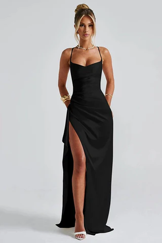Elarisse | Maxi Jurk met Spaghettibandjes en Elegante Split