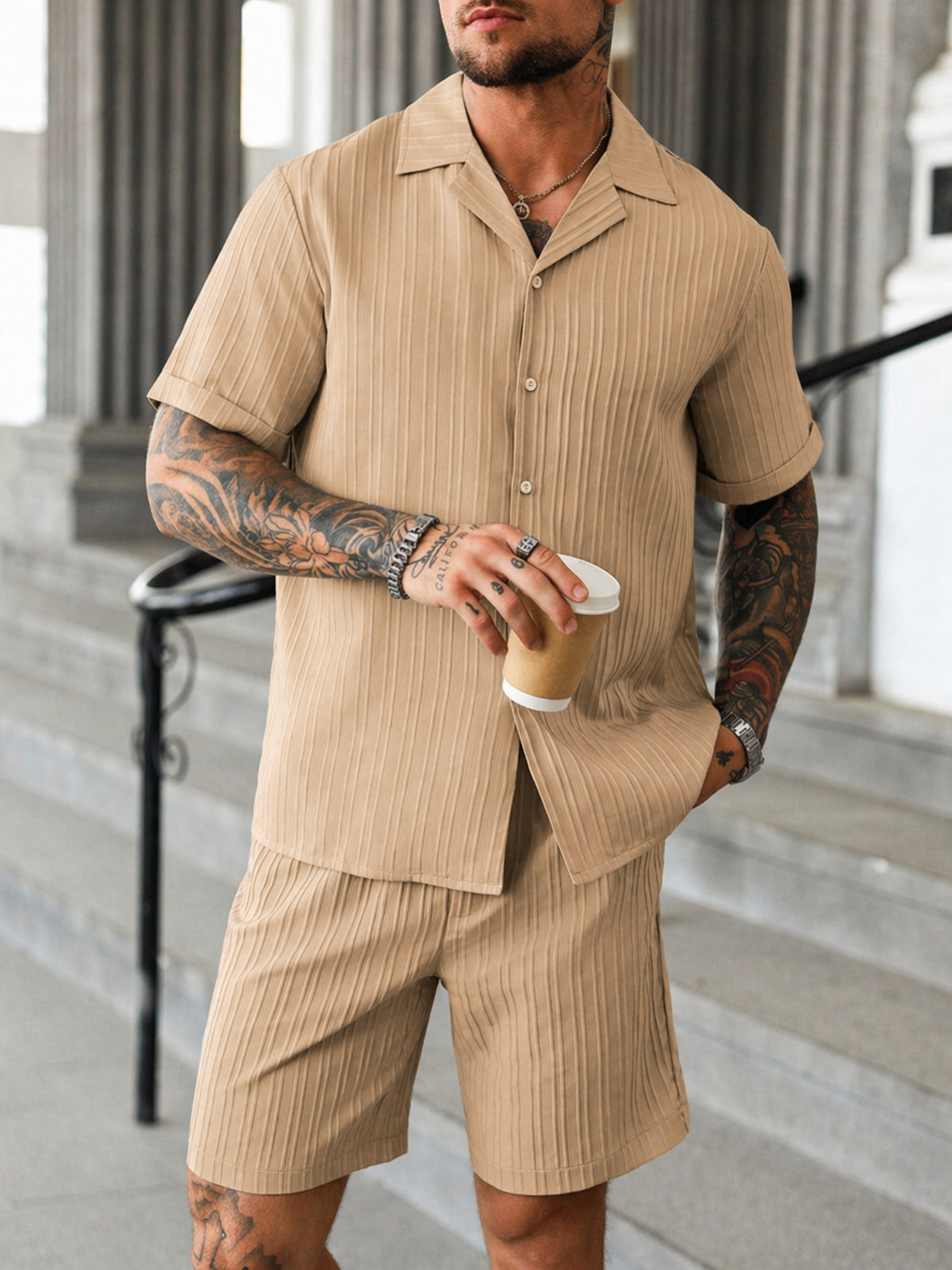 Kaki heren zomer set met overhemd en shorts – relaxed en stijlvol voor vakantie