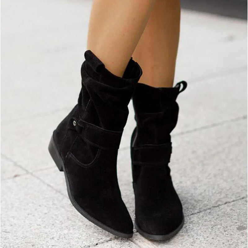 Veloura | Enkellaarsjes met Suède Look en Slouchy Schacht