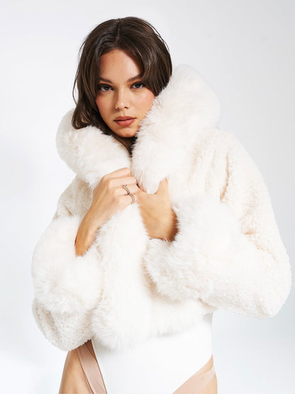 Cropped jas voor een glamoureuze winterlook