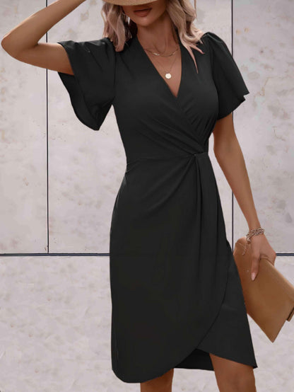 Elegante Wikkeljurk met Zwierige Mouwen | Slim Fit Cocktailjurk