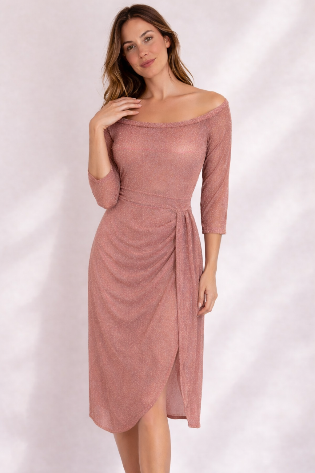 Mila Off-Shoulder Jurk voor Bruiloftsgasten | Transparante Glitterstof, 3/4 Mouwen 2