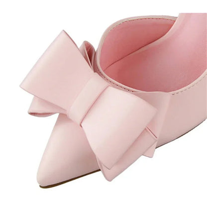 MAELLE | Chique pumps met strikdetail en puntige neus