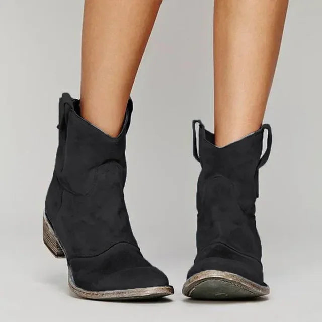 WYNONA | Cowboy Enkellaarsjes met Borduurdetails en Stoere Twist