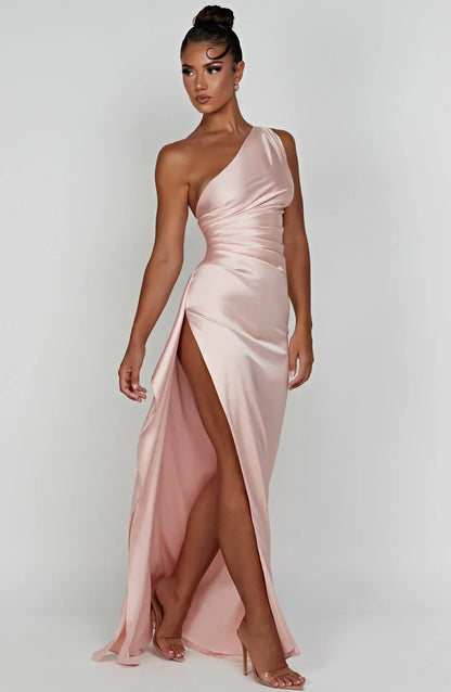 Luxe One-Shoulder Splitjurk