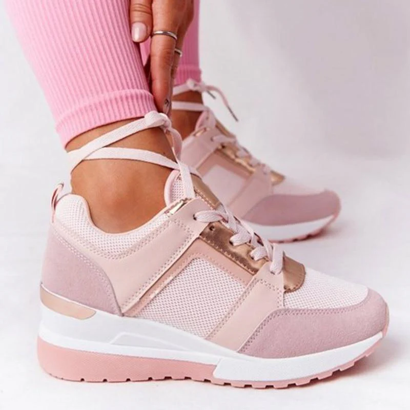 Selvona | Sneakers met Sleehak en Metallic Accenten
