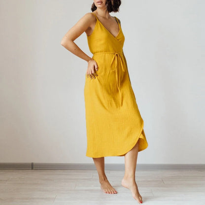 MOLLY | Mouwloze Zomerjurk Crêpe met V-hals